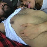 受缚老爸的大屌和脚很美味 射精