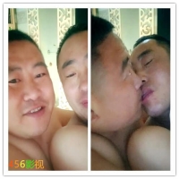 2个胖大叔在家激情操B