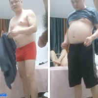 偷拍极品高大壮巨根熊叔找小姐啪啪射一套子精液