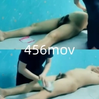 偷拍技师给中年按摩口活取精