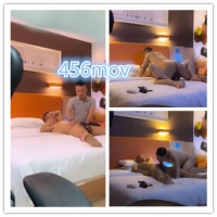 壮熊偷播约大屌炮眼镜叔