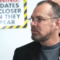 校长和老师性惩罚逃课的大叔 新作（FD）