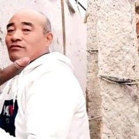 与大爷菜地里野战（射超多浓精）