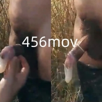 妖骚户外野战中年大哥取精（12）