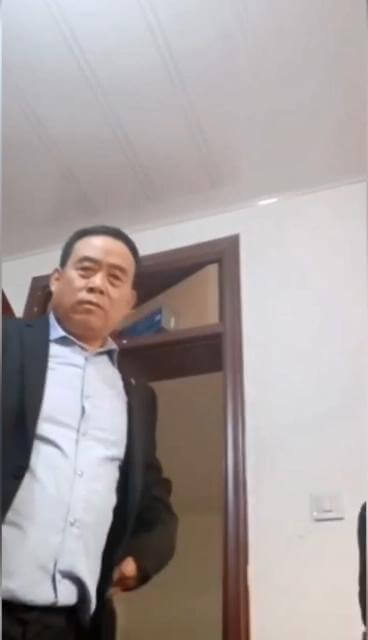 帅叔叔给大爷口交