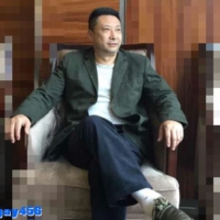 原创 老帅哥大叔背着老婆偷偷飞机射II