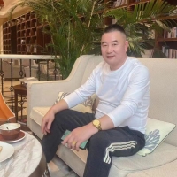 T489原创帅大叔全裸语音互动撸射，射精表情享受第3部