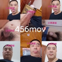 勾引男神级别的帅大叔撸粗鸡巴，这颜值