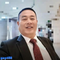 原创 公司高管全裸激情射+洗澡