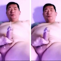 粗根大叔闻rush激情喷精（29）