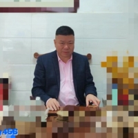 原创 公司高管帅叔全裸激情射