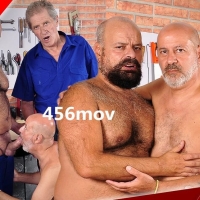 【O4M】新作：新帮手来了Found Me A Helper 720P