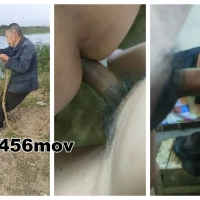 湖畔捕获扮鱼老头带回 家操玩