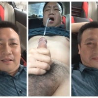 D1382 强推 颜射 女声对话企业帅大叔雨天车内语音巨根叫射