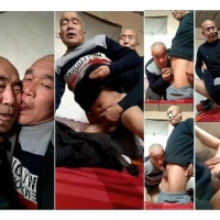 骚老头约了个老朋友来操自己