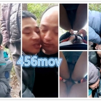 骚叔据点勾引大叔们淫乱啪啪与取精（18）