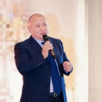 原创 散打搏击的帅叔 全裸语音身材激情秀