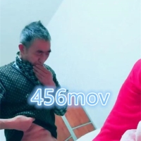 睡觉瘦伯被骚中偷摸性起怒操射精