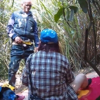 裤子没有脱浓眉老内射完洗鸡巴还硬硬