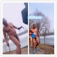 拍各中老冬泳裸体秀