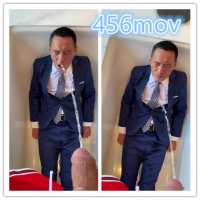 名主的高管正装大叔奴（新）