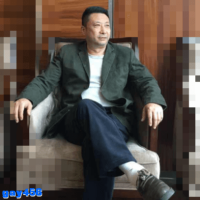 原创 老帅哥大叔背着老婆偷偷飞机射