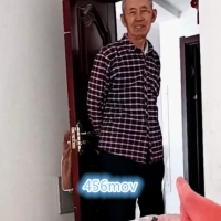 约儒雅老伯围观超猛帅老操老太