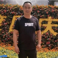 原创 帅帅的微胖叔晚上聊骚飞机 射