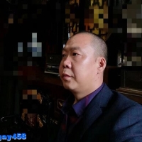 原创 家具老板家中语音射