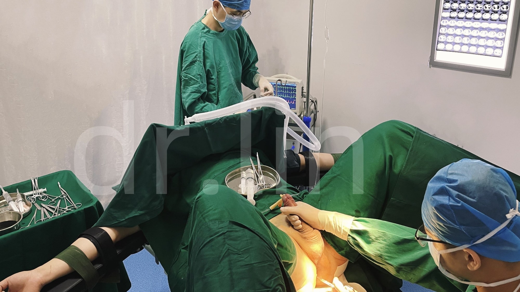 QJ260-外科医生【$150】【部数：13部】